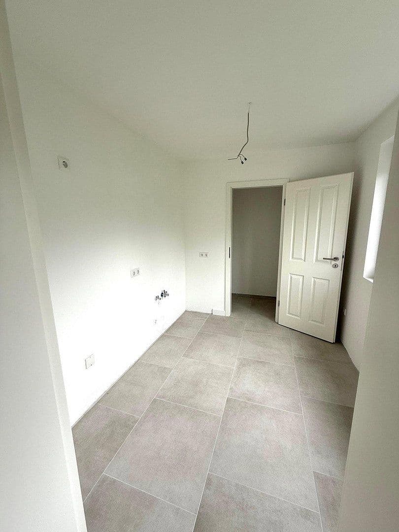 Prodej bytu 3+kk 91 m², Esslingen am Neckar, Bádensko-Württembersko Prodej bytu 3+kk 91 m², Esslingen am Neckar, Bádensko-Württembersko