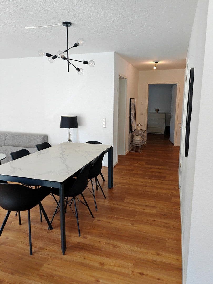 Pronájem bytu 3+1 85 m², Altlußheim, Bádensko-Württembersko Pronájem bytu 3+1 85 m², Altlußheim, Bádensko-Württembersko