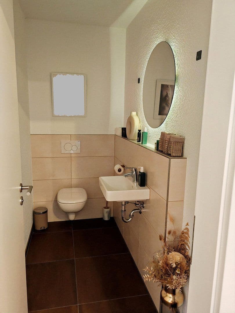 Pronájem bytu 3+1 85 m², Altlußheim, Bádensko-Württembersko Pronájem bytu 3+1 85 m², Altlußheim, Bádensko-Württembersko