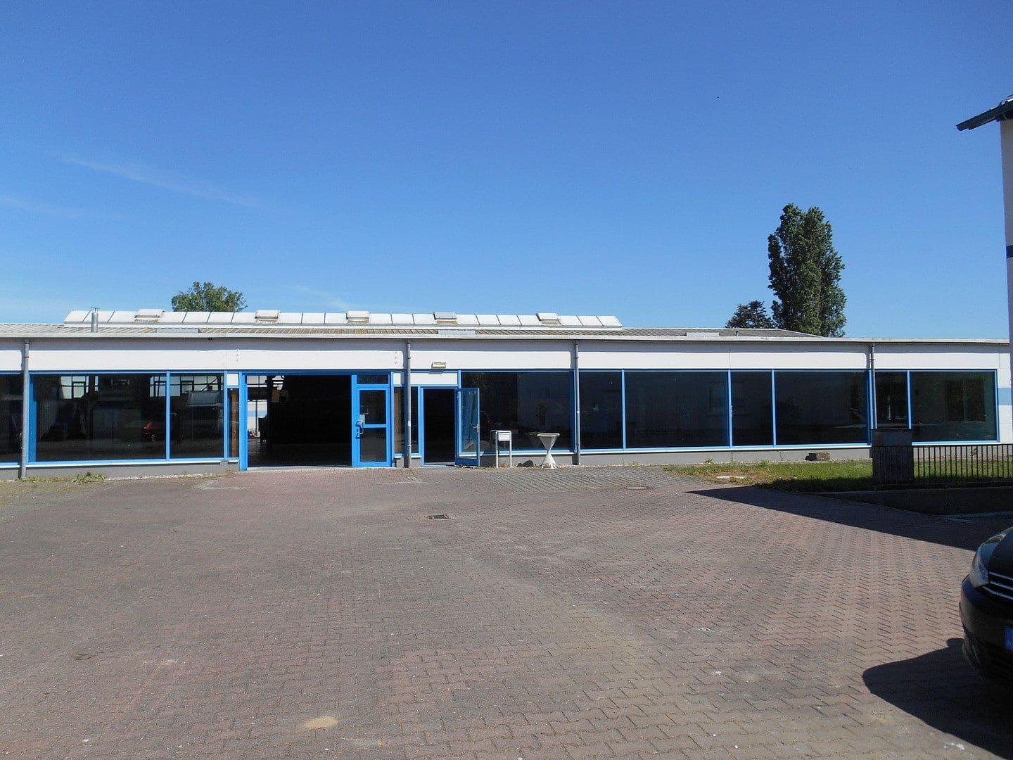 Pronájem nebytového prostoru 570 m², Hochheim, Hessen Pronájem nebytového prostoru 570 m², Hochheim, Hessen