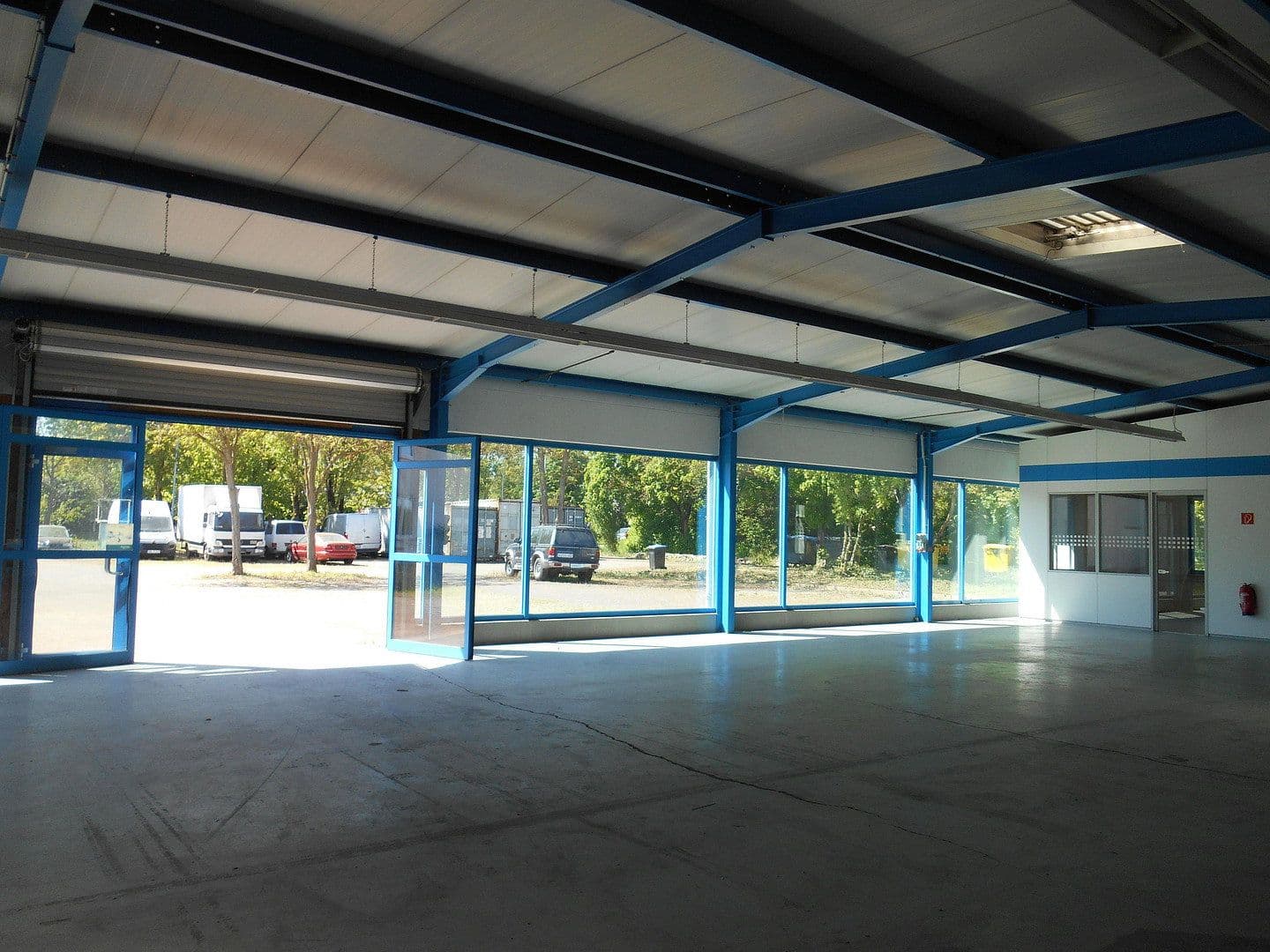 Pronájem nebytového prostoru 570 m², Hochheim, Hessen Pronájem nebytového prostoru 570 m², Hochheim, Hessen
