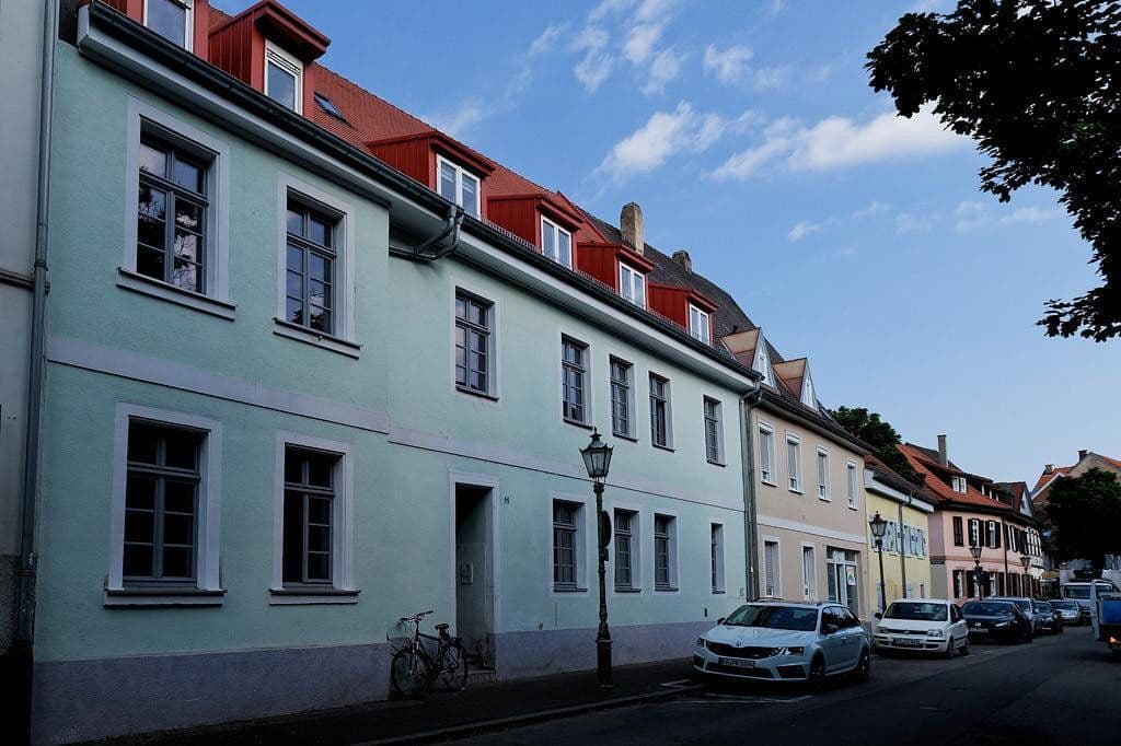 Prodej domu 1.204 m², pozemek 505 m², Karlsruhe, Bádensko-Württembersko Prodej domu 1.204 m², pozemek 505 m², Karlsruhe, Bádensko-Württembersko
