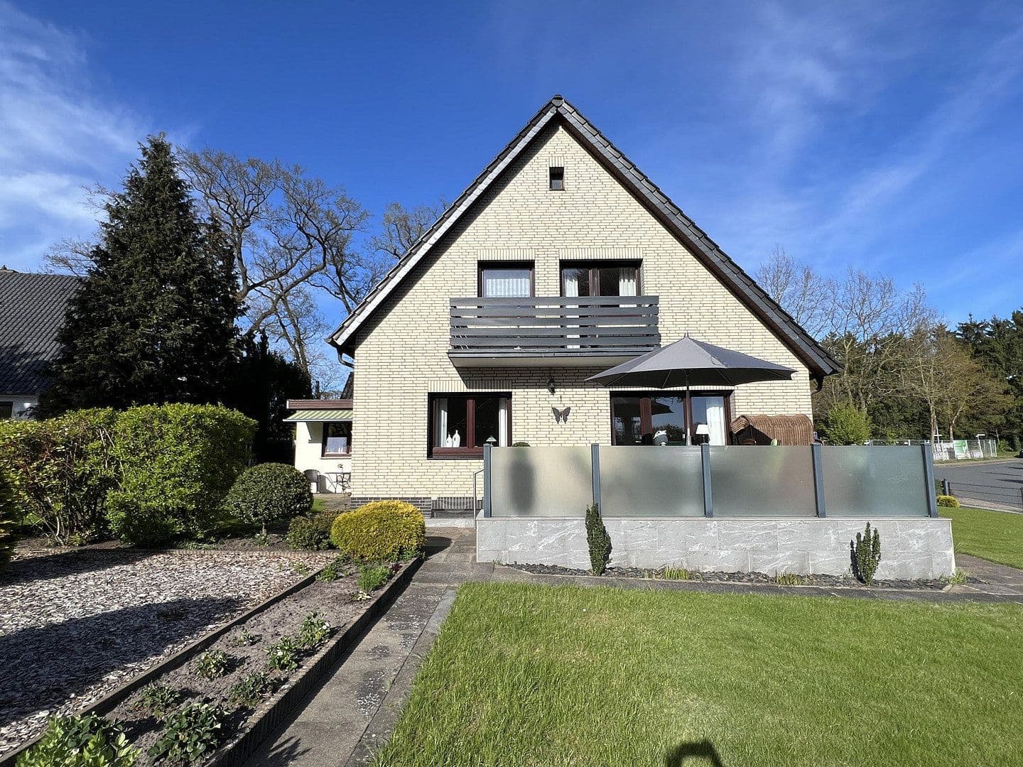 Prodej domu 164 m², pozemek 1.047 m², Verden (Aller), Dolní Sasko Prodej domu 164 m², pozemek 1.047 m², Verden (Aller), Dolní Sasko