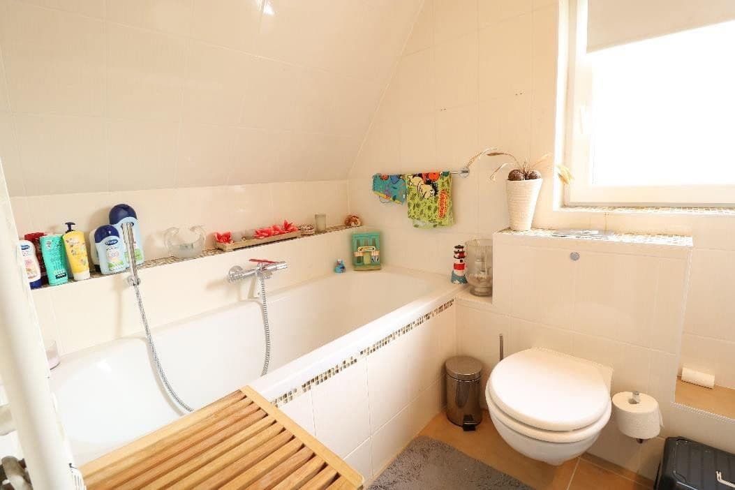Prodej domu 155 m², pozemek 311 m², Berlin-Rudow, Berlín Prodej domu 155 m², pozemek 311 m², Berlin-Rudow, Berlín