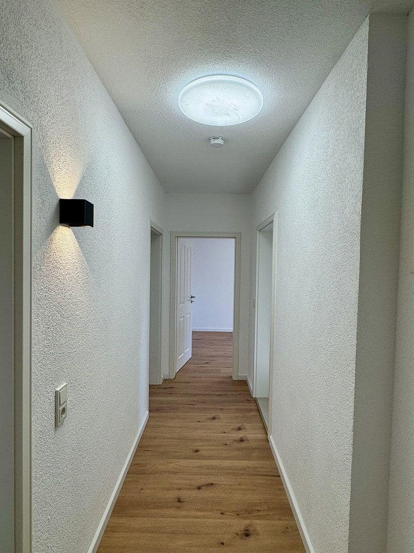 Pronájem bytu 4+1 80 m², Seebohmstr.37, Saarbrücken, Země Sársko Pronájem bytu 4+1 80 m², Seebohmstr.37, Saarbrücken, Země Sársko