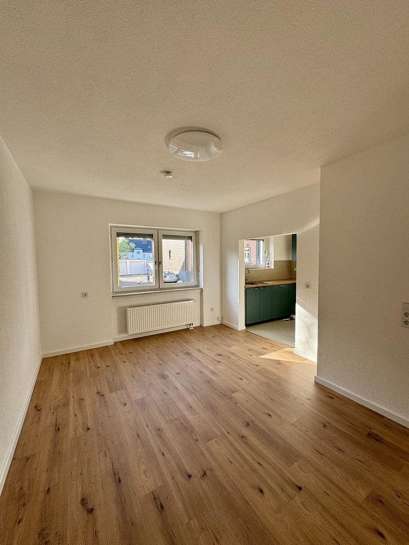 Pronájem bytu 4+1 80 m², Seebohmstr.37, Saarbrücken, Země Sársko Pronájem bytu 4+1 80 m², Seebohmstr.37, Saarbrücken, Země Sársko