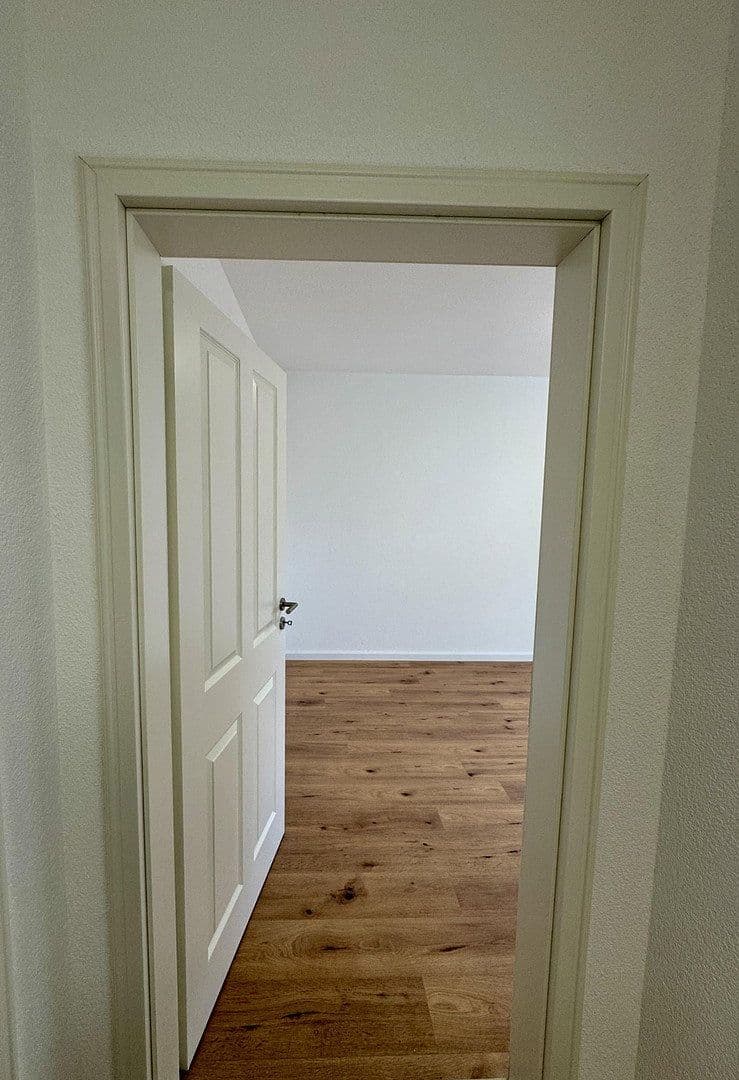 Pronájem bytu 4+1 80 m², Seebohmstr.37, Saarbrücken, Země Sársko Pronájem bytu 4+1 80 m², Seebohmstr.37, Saarbrücken, Země Sársko