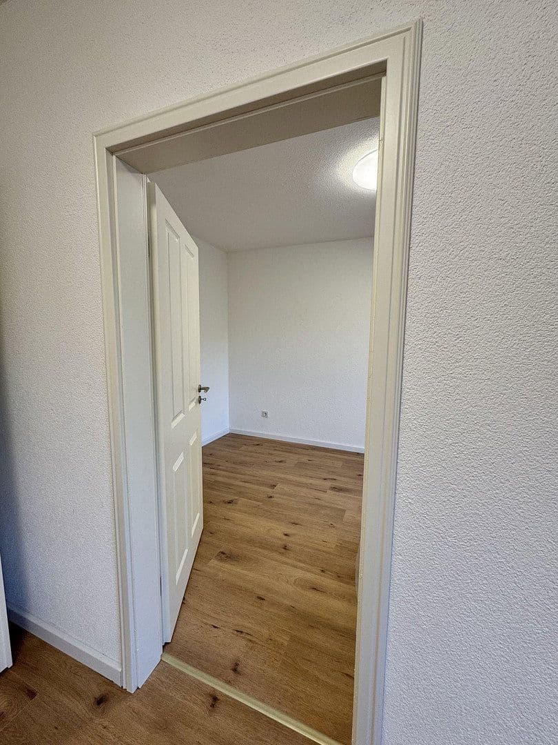 Pronájem bytu 4+1 80 m², Seebohmstr.37, Saarbrücken, Země Sársko Pronájem bytu 4+1 80 m², Seebohmstr.37, Saarbrücken, Země Sársko