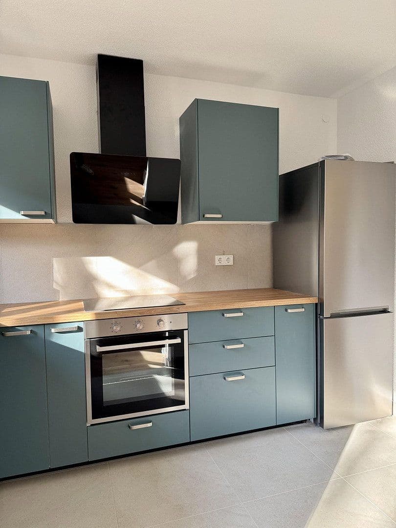 Pronájem bytu 4+1 80 m², Seebohmstr.37, Saarbrücken, Země Sársko Pronájem bytu 4+1 80 m², Seebohmstr.37, Saarbrücken, Země Sársko