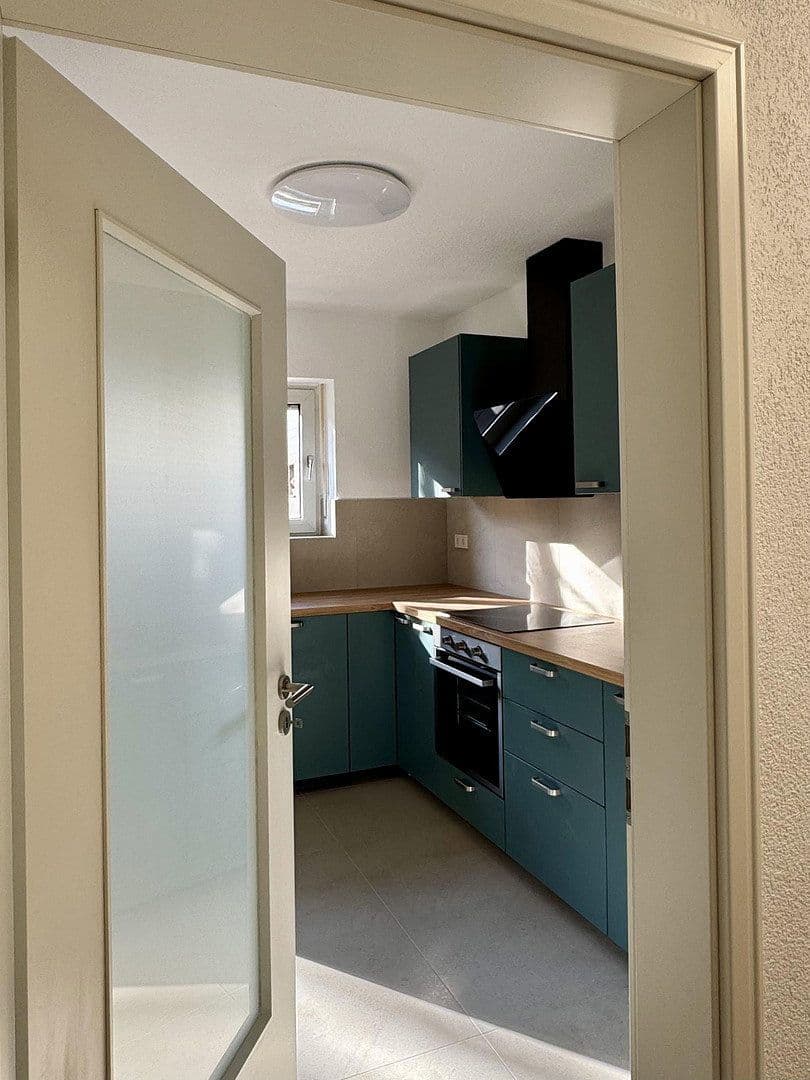 Pronájem bytu 4+1 80 m², Seebohmstr.37, Saarbrücken, Země Sársko Pronájem bytu 4+1 80 m², Seebohmstr.37, Saarbrücken, Země Sársko