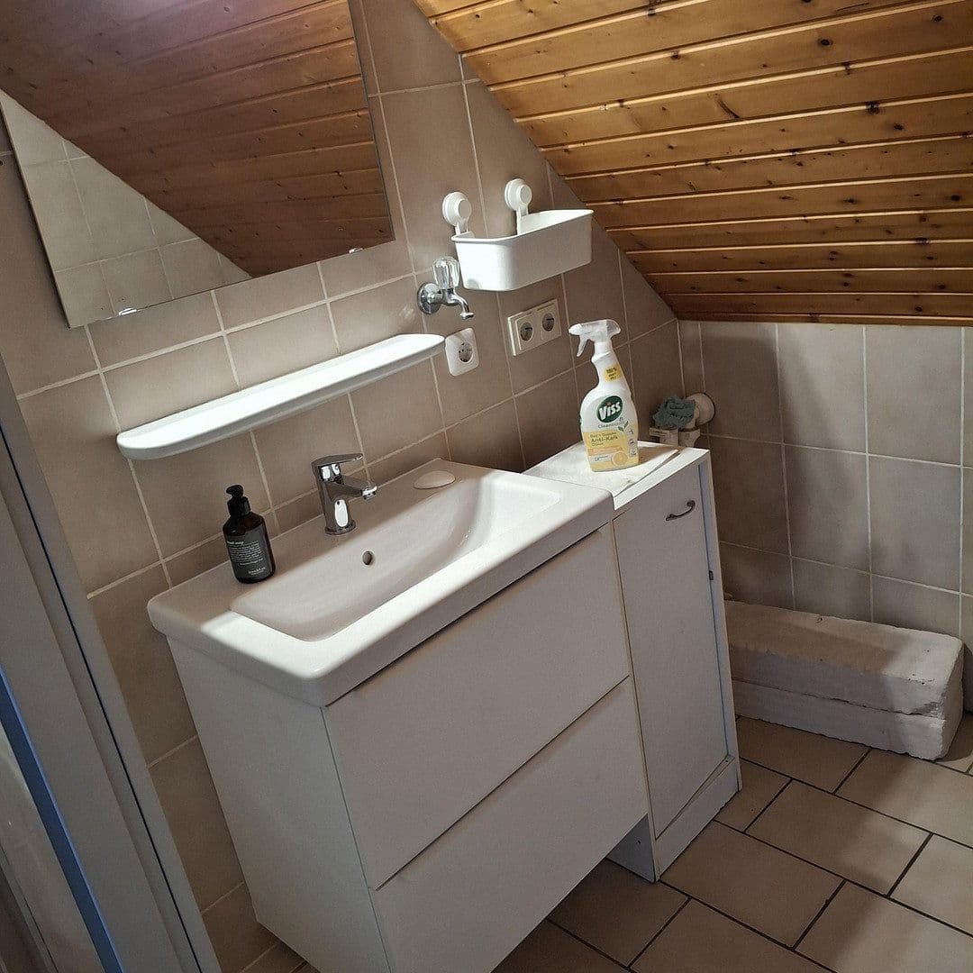Pronájem bytu 2+1 40 m², Osnabrück, Dolní Sasko Pronájem bytu 2+1 40 m², Osnabrück, Dolní Sasko