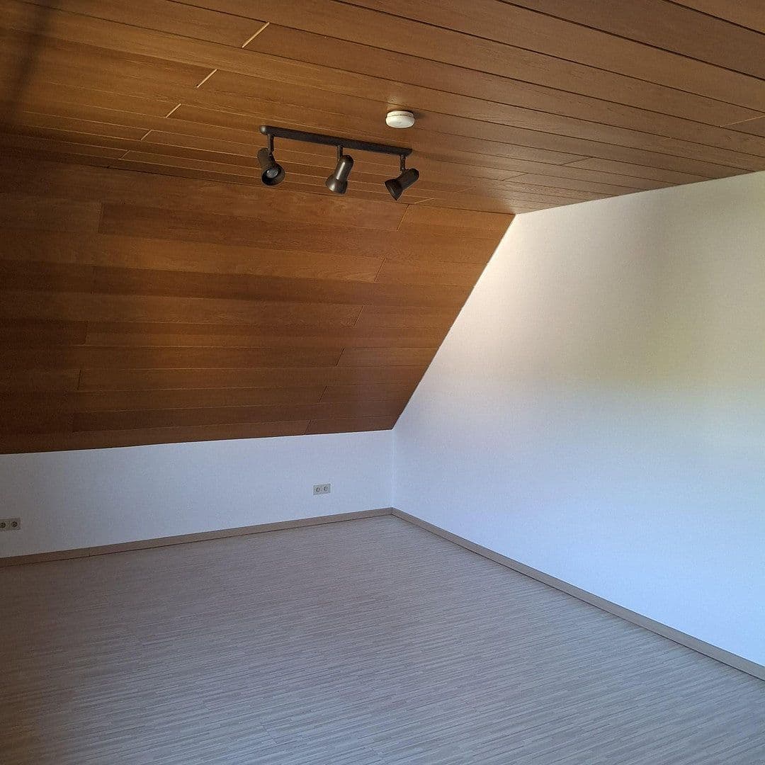 Pronájem bytu 2+1 40 m², Osnabrück, Dolní Sasko Pronájem bytu 2+1 40 m², Osnabrück, Dolní Sasko