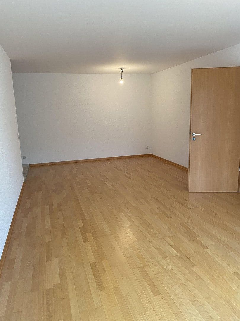 Pronájem bytu 2+1 66 m², Ilsfeld, Bádensko-Württembersko Pronájem bytu 2+1 66 m², Ilsfeld, Bádensko-Württembersko