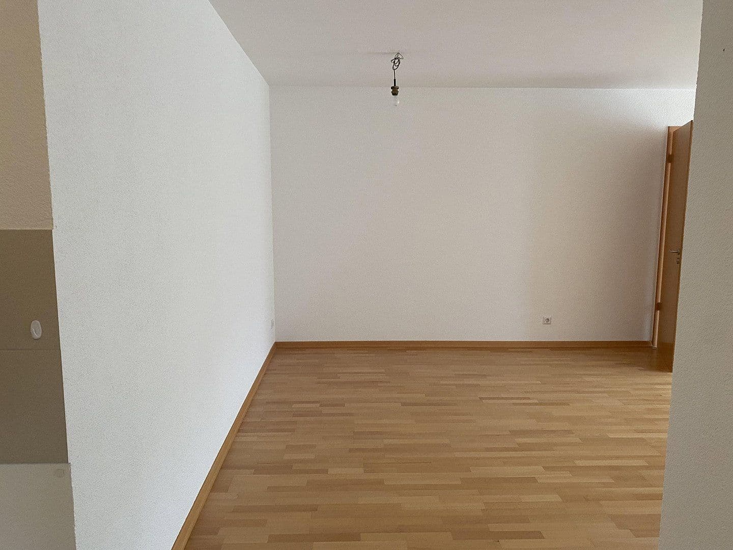 Pronájem bytu 2+1 66 m², Ilsfeld, Bádensko-Württembersko Pronájem bytu 2+1 66 m², Ilsfeld, Bádensko-Württembersko