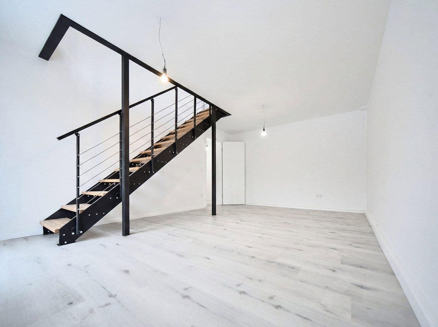 Prodej bytu 5+1 112 m², Schobertweg 38, Erlangen, Bavorsko Prodej bytu 5+1 112 m², Schobertweg 38, Erlangen, Bavorsko