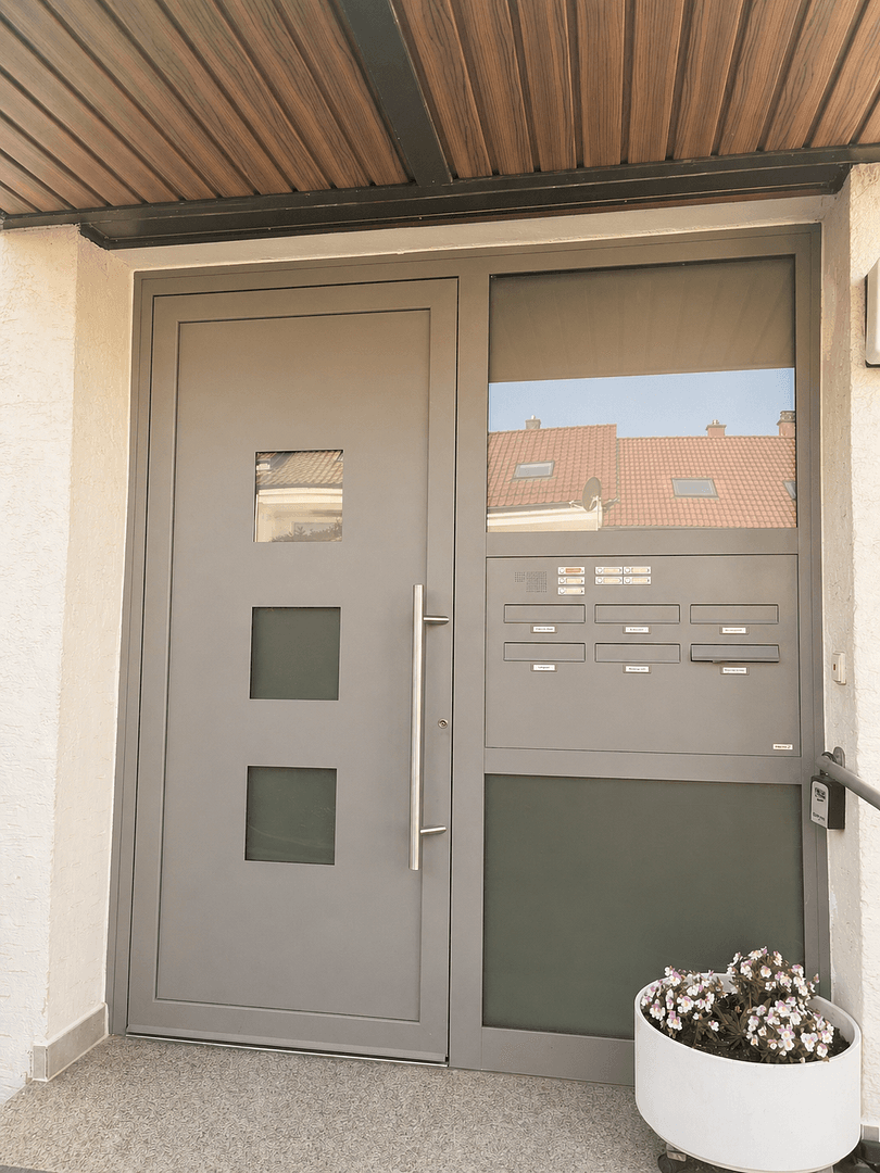 Prodej bytu 3+kk 75 m², Schlierenbachstraße 93, Biberach an der Riß, Bádensko-Württembersko Prodej bytu 3+kk 75 m², Schlierenbachstraße 93, Biberach an der Riß, Bádensko-Württembersko