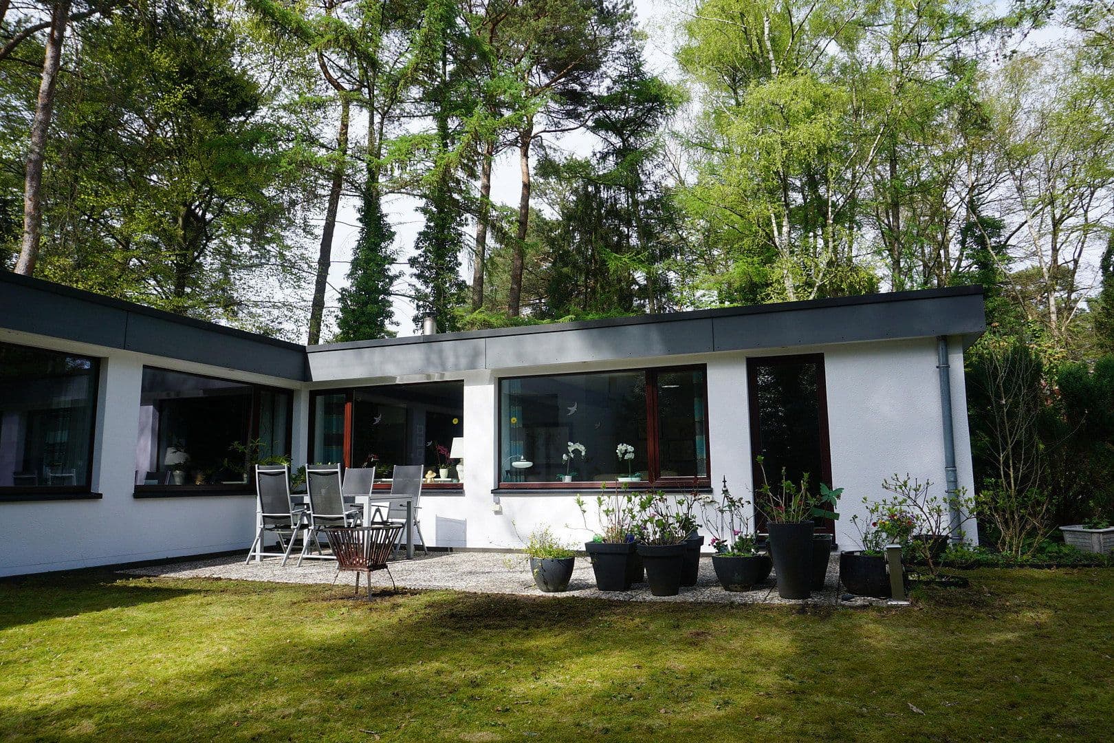 Prodej domu 123 m², pozemek 1.088 m², Hamburg, Hamburg Prodej domu 123 m², pozemek 1.088 m², Hamburg, Hamburg
