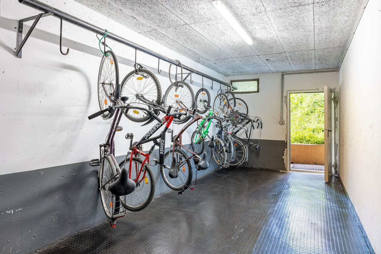 Prodej bytu 2+1 64 m², Buchenhöhe 2, Kerpen, Severní Porýní-Vestfálsko Prodej bytu 2+1 64 m², Buchenhöhe 2, Kerpen, Severní Porýní-Vestfálsko