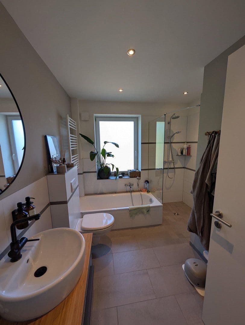 Pronájem bytu 3+1 78 m², Lohe 24, Uetersen, Šlesvicko-Holštýnsko Pronájem bytu 3+1 78 m², Lohe 24, Uetersen, Šlesvicko-Holštýnsko