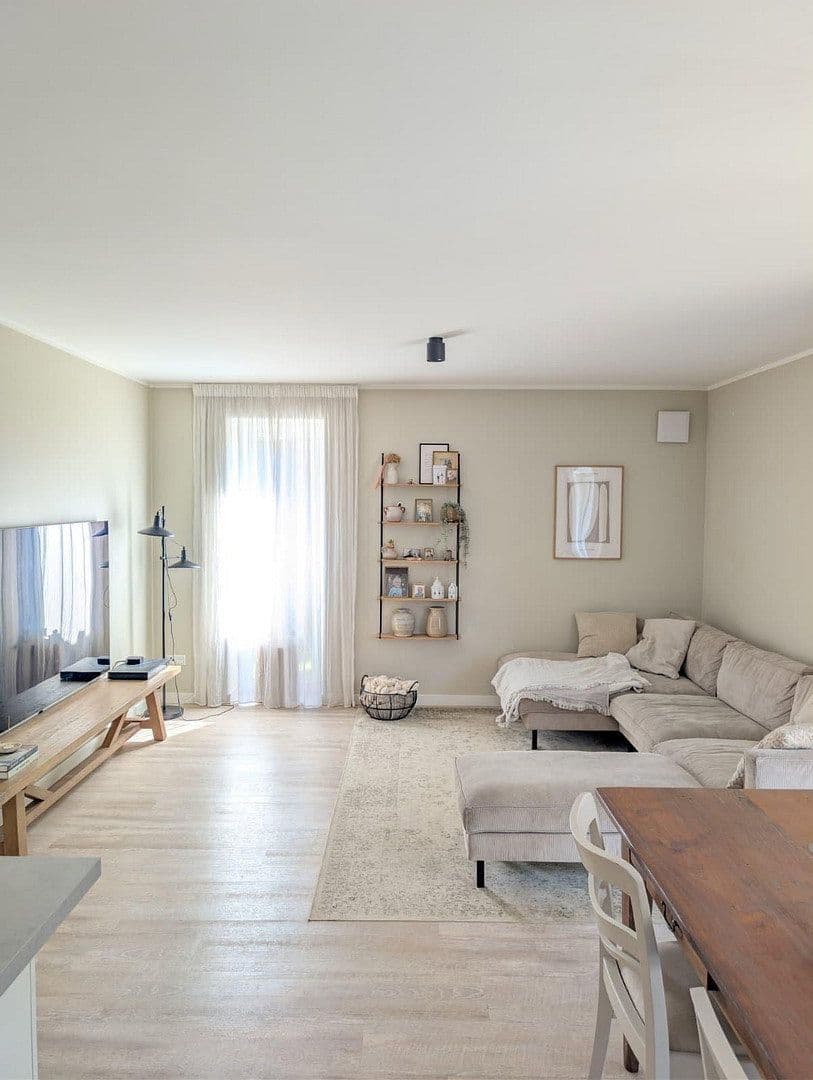 Pronájem bytu 3+1 78 m², Lohe 24, Uetersen, Šlesvicko-Holštýnsko Pronájem bytu 3+1 78 m², Lohe 24, Uetersen, Šlesvicko-Holštýnsko