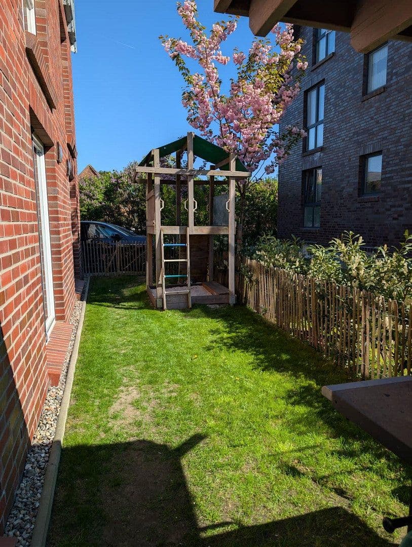 Pronájem bytu 3+1 78 m², Lohe 24, Uetersen, Šlesvicko-Holštýnsko Pronájem bytu 3+1 78 m², Lohe 24, Uetersen, Šlesvicko-Holštýnsko