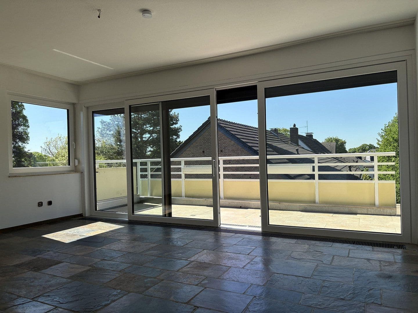 Pronájem bytu 5+1 176 m², Zahnstraße 12, Moers, Severní Porýní-Vestfálsko Pronájem bytu 5+1 176 m², Zahnstraße 12, Moers, Severní Porýní-Vestfálsko