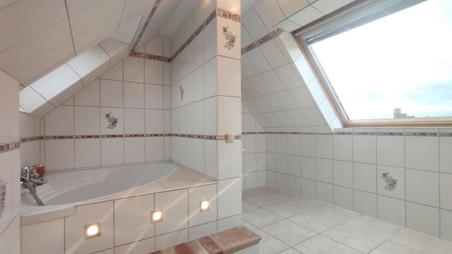 Prodej bytu 3+1 98 m², Augsburg, Bavorsko Prodej bytu 3+1 98 m², Augsburg, Bavorsko