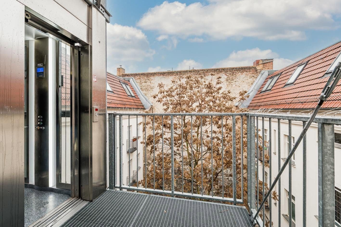 Prodej bytu 2+1 60 m², Erich-Weinert-Straße 16, Berlin, Berlín Prodej bytu 2+1 60 m², Erich-Weinert-Straße 16, Berlin, Berlín
