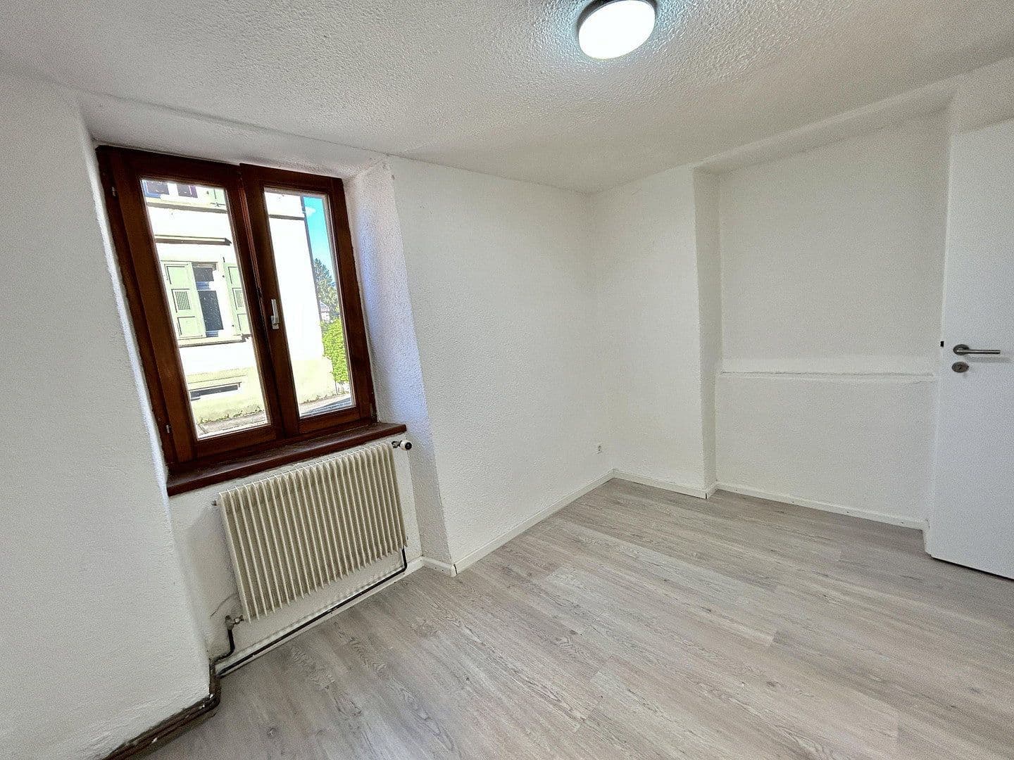 Pronájem bytu 2+1 40 m², Schopfheim, Bádensko-Württembersko Pronájem bytu 2+1 40 m², Schopfheim, Bádensko-Württembersko
