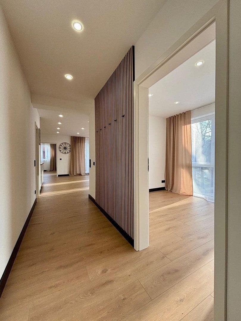 Prodej bytu 3+1 80 m², Bremen, Bremen Prodej bytu 3+1 80 m², Bremen, Bremen