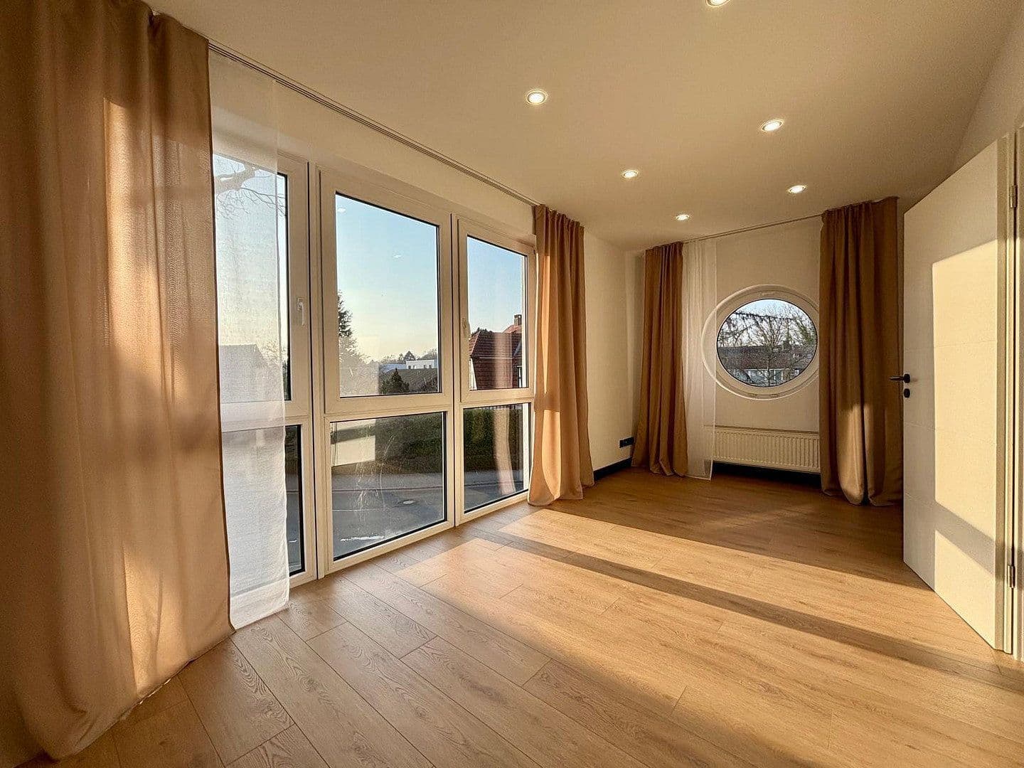 Prodej bytu 3+1 80 m², Bremen, Bremen Prodej bytu 3+1 80 m², Bremen, Bremen