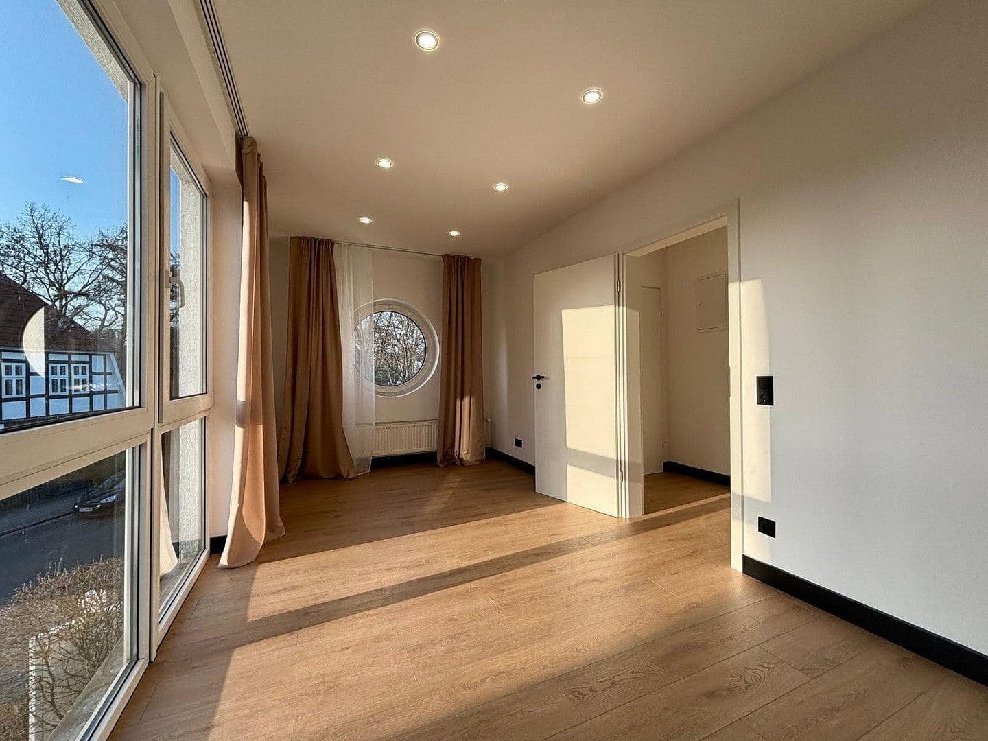Prodej bytu 3+1 80 m², Bremen, Bremen Prodej bytu 3+1 80 m², Bremen, Bremen