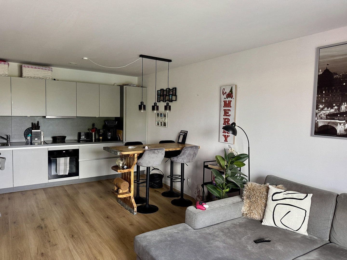 Pronájem bytu 3+1 78 m², Flagentwiete 37, Pinneberg, Šlesvicko-Holštýnsko Pronájem bytu 3+1 78 m², Flagentwiete 37, Pinneberg, Šlesvicko-Holštýnsko