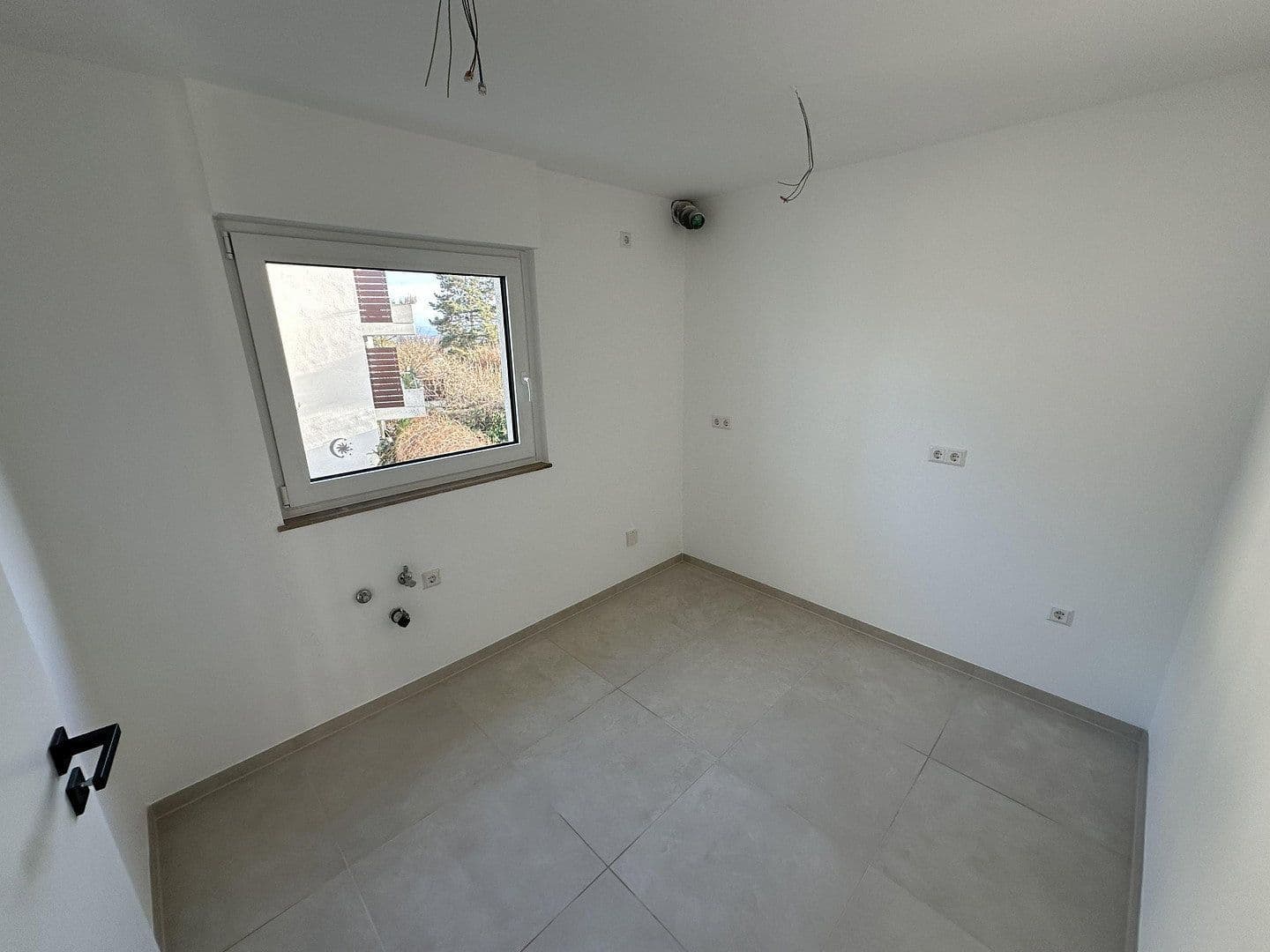 Prodej bytu 3+1 72 m², Kirchheimer Straße 76, Ostfildern, Bádensko-Württembersko Prodej bytu 3+1 72 m², Kirchheimer Straße 76, Ostfildern, Bádensko-Württembersko