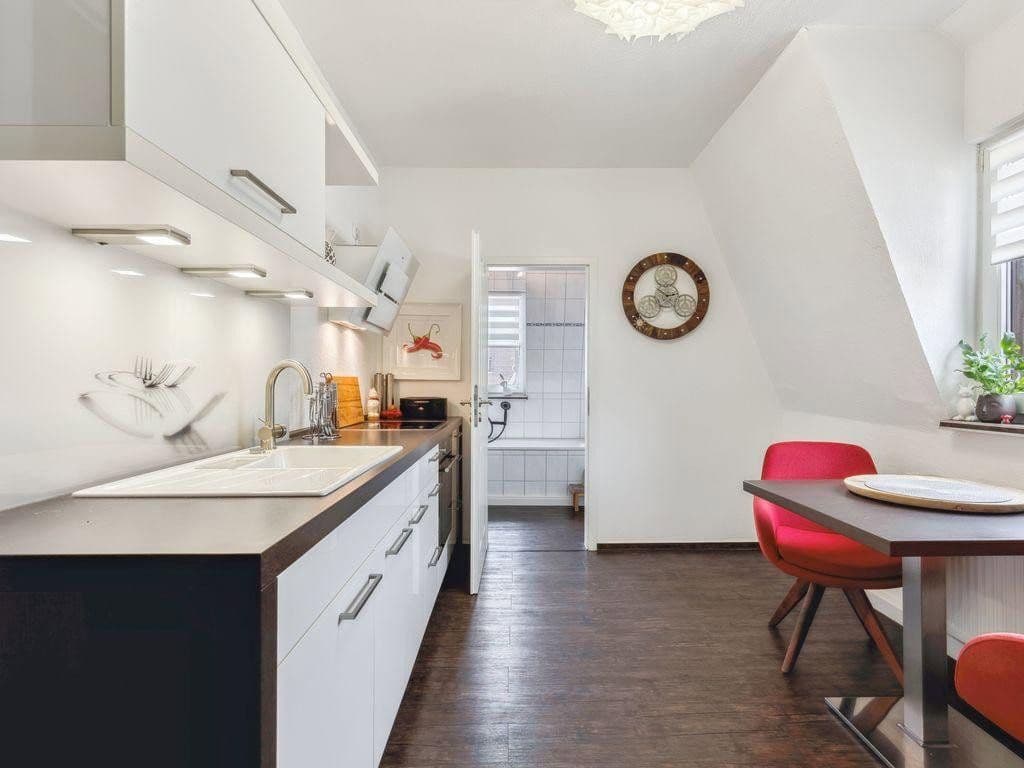 Prodej domu 642 m², pozemek 793 m², August-Bebel-Str. 9, Hirschberg, Durynsko Prodej domu 642 m², pozemek 793 m², August-Bebel-Str. 9, Hirschberg, Durynsko