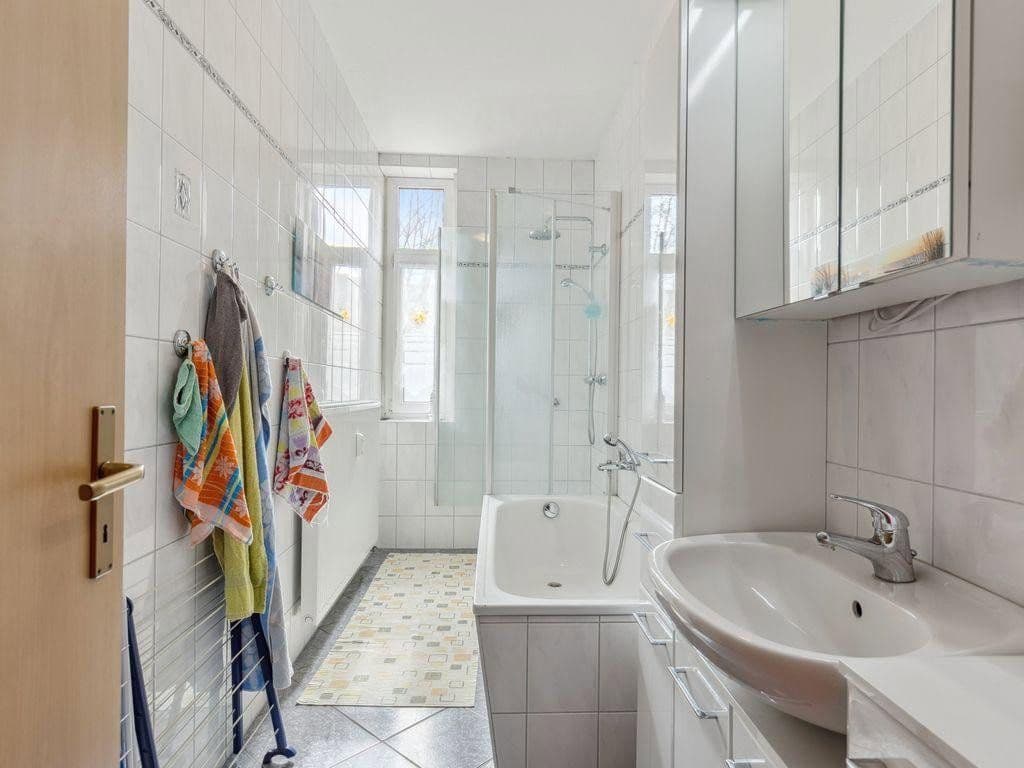 Prodej domu 642 m², pozemek 793 m², August-Bebel-Str. 9, Hirschberg, Durynsko Prodej domu 642 m², pozemek 793 m², August-Bebel-Str. 9, Hirschberg, Durynsko
