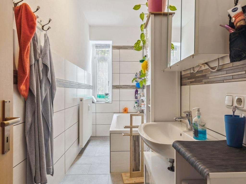 Prodej domu 642 m², pozemek 793 m², August-Bebel-Str. 9, Hirschberg, Durynsko Prodej domu 642 m², pozemek 793 m², August-Bebel-Str. 9, Hirschberg, Durynsko