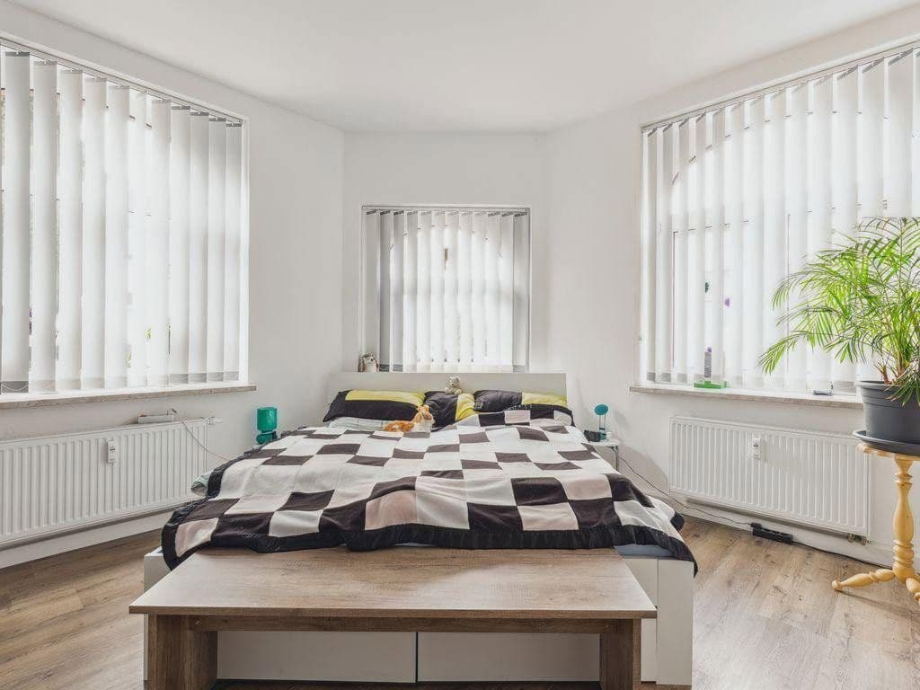 Prodej domu 642 m², pozemek 793 m², August-Bebel-Str. 9, Hirschberg, Durynsko Prodej domu 642 m², pozemek 793 m², August-Bebel-Str. 9, Hirschberg, Durynsko