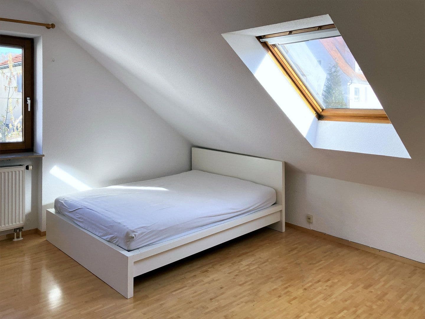 Prodej domu 221 m², pozemek 709 m², Heidenheim an der Brenz, Bádensko-Württembersko Prodej domu 221 m², pozemek 709 m², Heidenheim an der Brenz, Bádensko-Württembersko