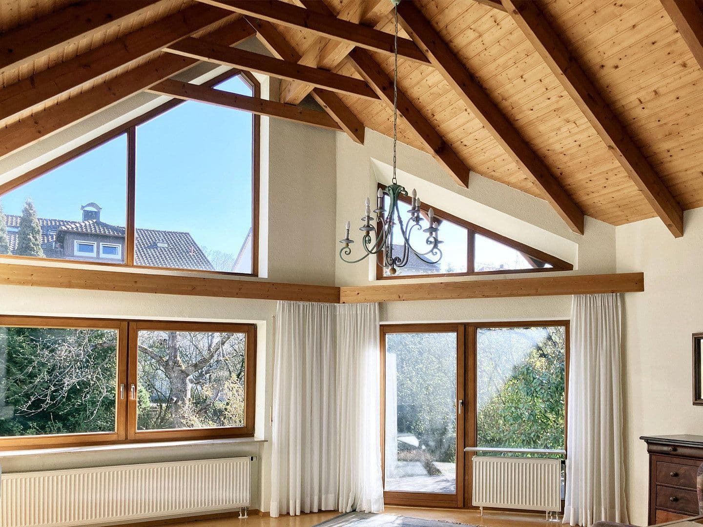 Prodej domu 221 m², pozemek 709 m², Heidenheim an der Brenz, Bádensko-Württembersko Prodej domu 221 m², pozemek 709 m², Heidenheim an der Brenz, Bádensko-Württembersko
