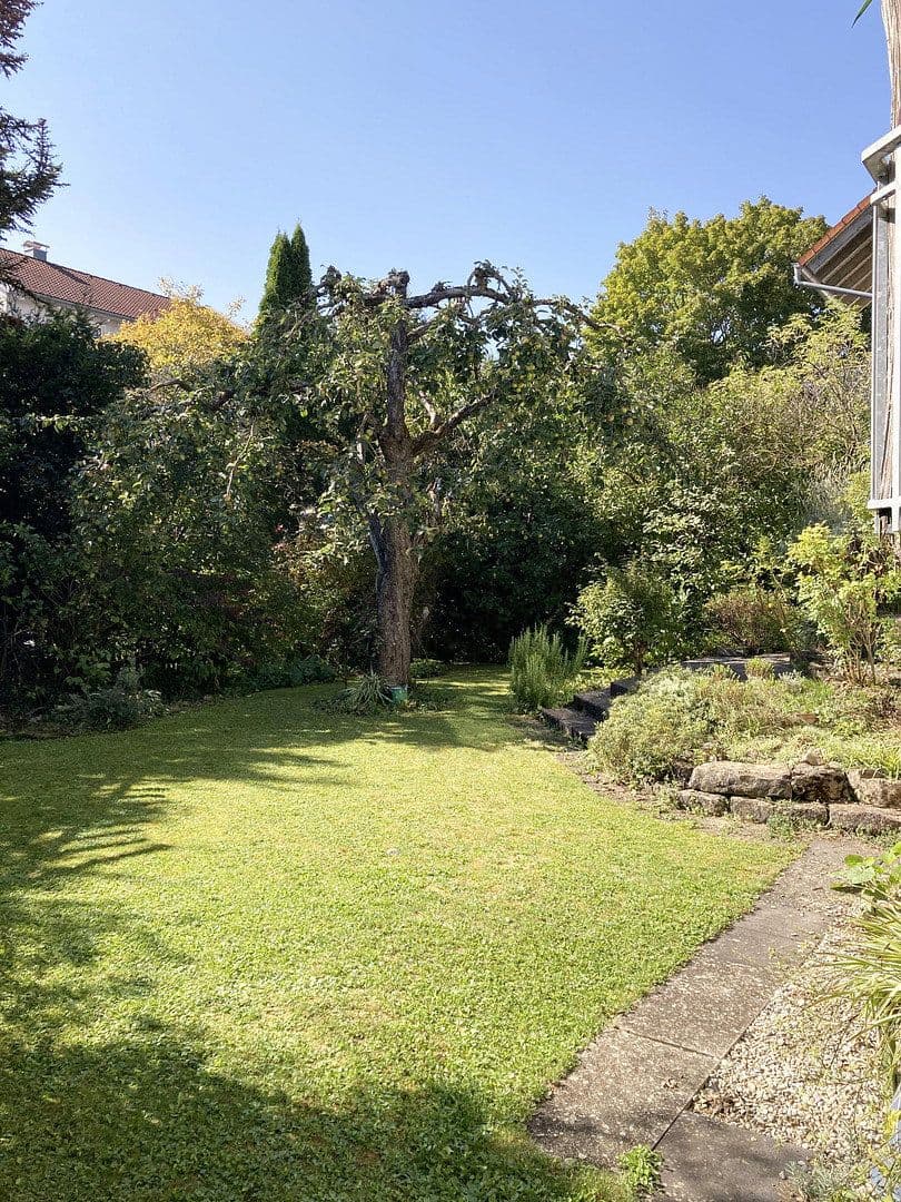 Prodej domu 221 m², pozemek 709 m², Heidenheim an der Brenz, Bádensko-Württembersko Prodej domu 221 m², pozemek 709 m², Heidenheim an der Brenz, Bádensko-Württembersko