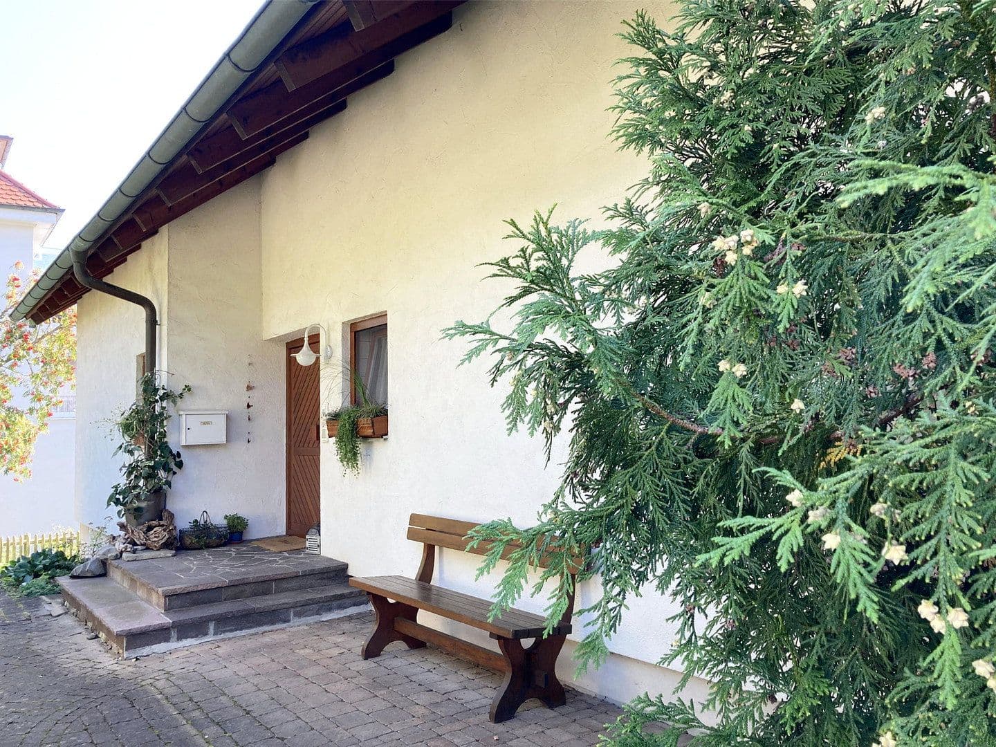Prodej domu 221 m², pozemek 709 m², Heidenheim an der Brenz, Bádensko-Württembersko Prodej domu 221 m², pozemek 709 m², Heidenheim an der Brenz, Bádensko-Württembersko