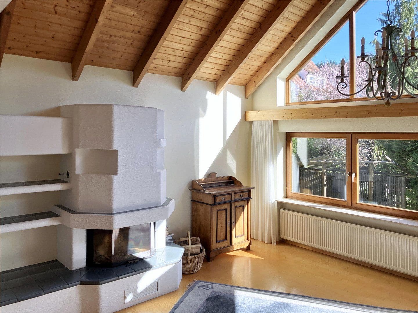 Prodej domu 221 m², pozemek 709 m², Heidenheim an der Brenz, Bádensko-Württembersko Prodej domu 221 m², pozemek 709 m², Heidenheim an der Brenz, Bádensko-Württembersko