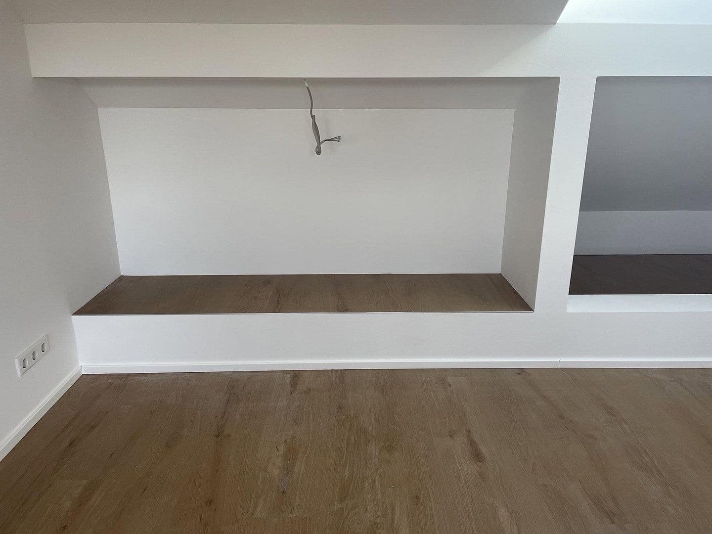 Pronájem bytu 3+1 77 m², Rodenbach, Porýní-Falc Pronájem bytu 3+1 77 m², Rodenbach, Porýní-Falc