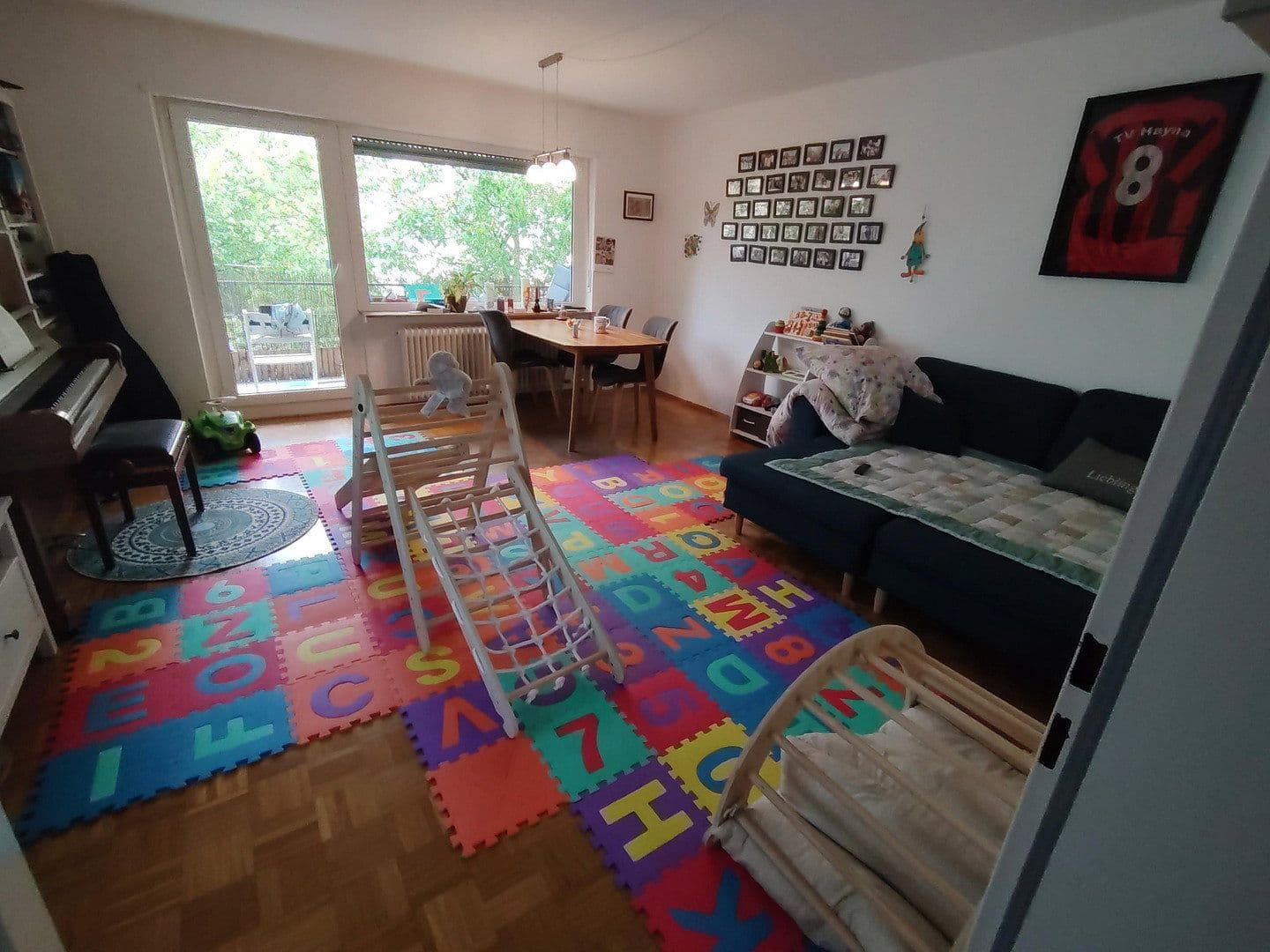Pronájem bytu 3+1 83 m², Karlsruhe, Bádensko-Württembersko Pronájem bytu 3+1 83 m², Karlsruhe, Bádensko-Württembersko