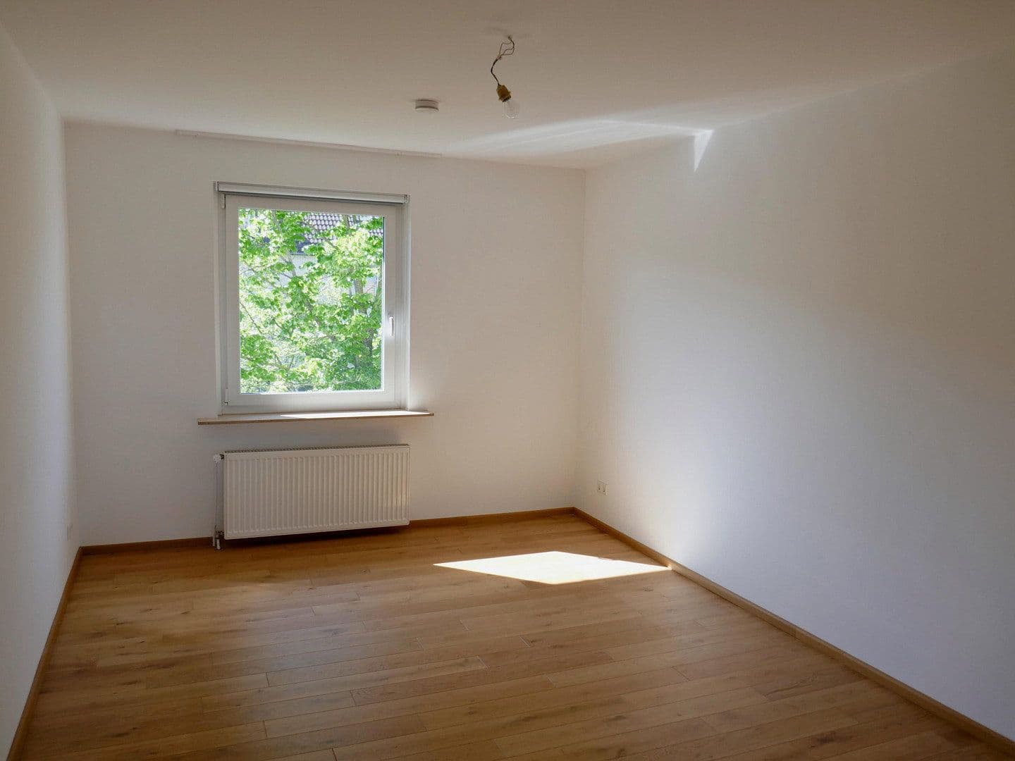 Prodej bytu 3+1 78 m², Merowingerstrasse 64, Düsseldorf, Severní Porýní-Vestfálsko Prodej bytu 3+1 78 m², Merowingerstrasse 64, Düsseldorf, Severní Porýní-Vestfálsko