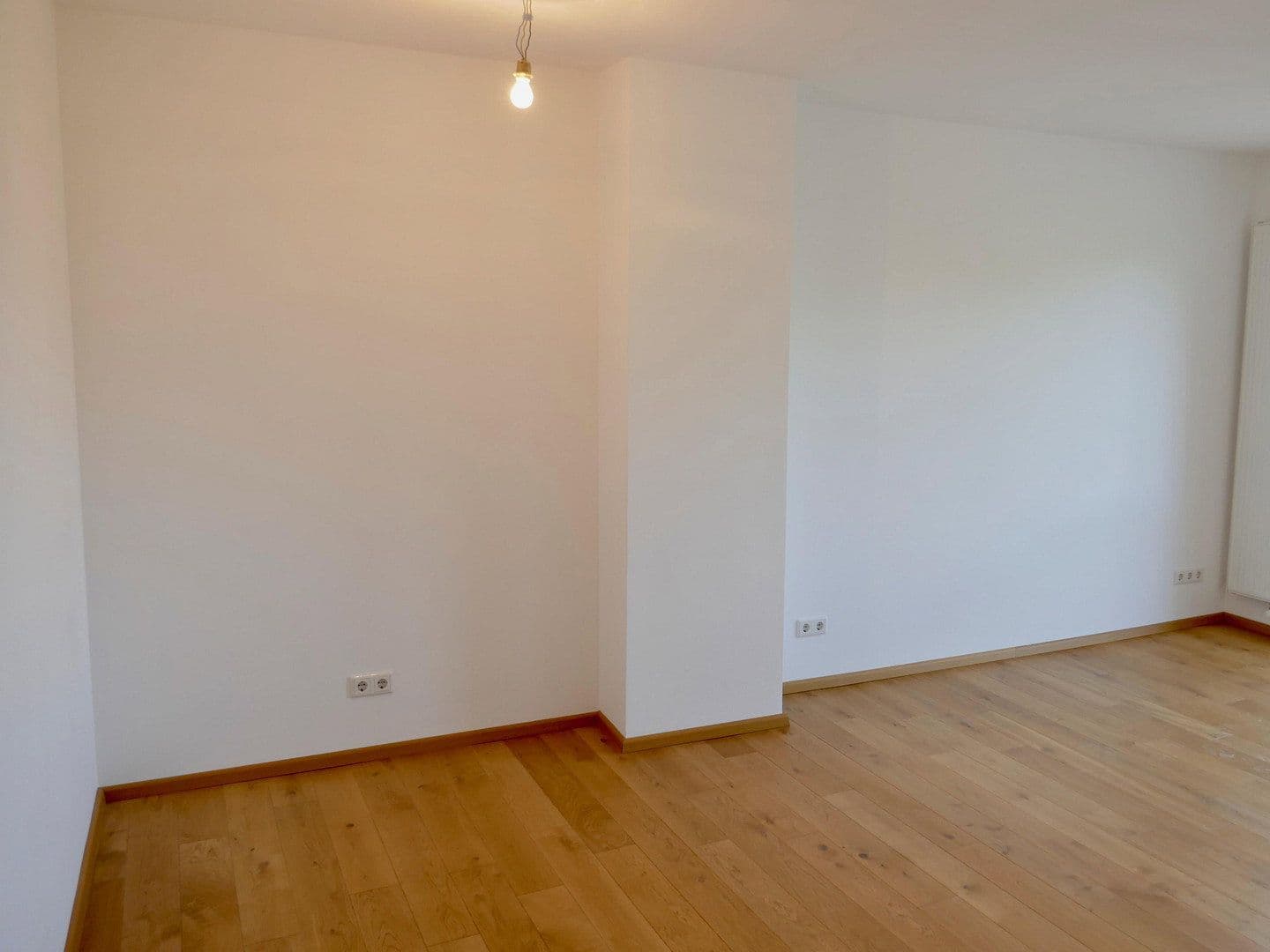 Prodej bytu 3+1 78 m², Merowingerstrasse 64, Düsseldorf, Severní Porýní-Vestfálsko Prodej bytu 3+1 78 m², Merowingerstrasse 64, Düsseldorf, Severní Porýní-Vestfálsko