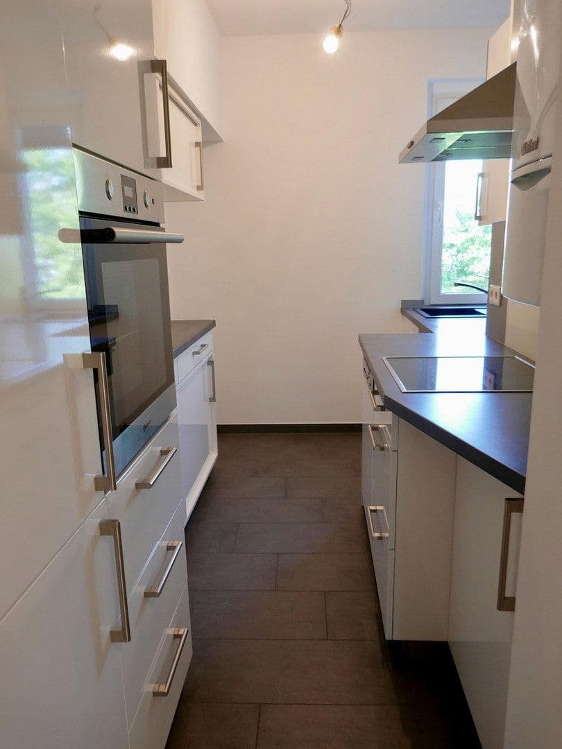 Prodej bytu 3+1 78 m², Merowingerstrasse 64, Düsseldorf, Severní Porýní-Vestfálsko Prodej bytu 3+1 78 m², Merowingerstrasse 64, Düsseldorf, Severní Porýní-Vestfálsko