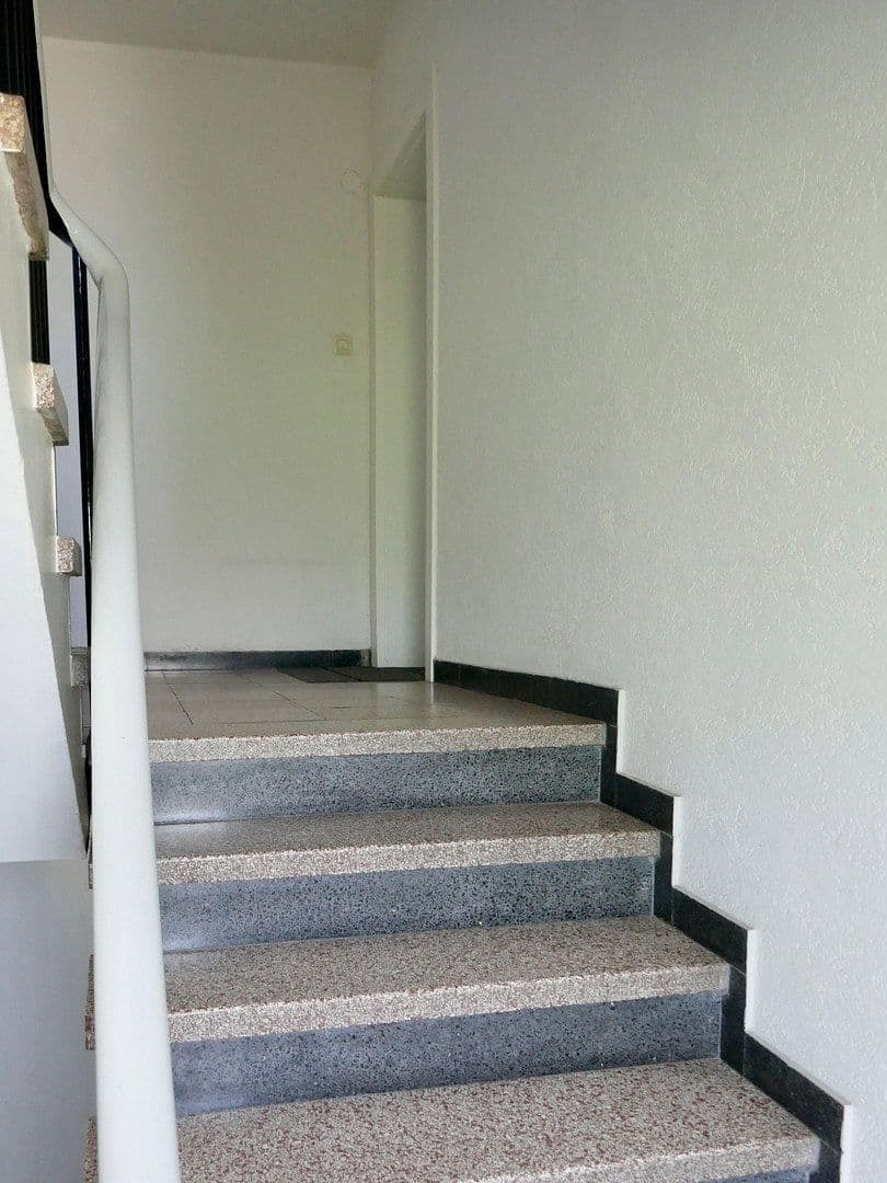 Prodej bytu 3+1 78 m², Merowingerstrasse 64, Düsseldorf, Severní Porýní-Vestfálsko Prodej bytu 3+1 78 m², Merowingerstrasse 64, Düsseldorf, Severní Porýní-Vestfálsko
