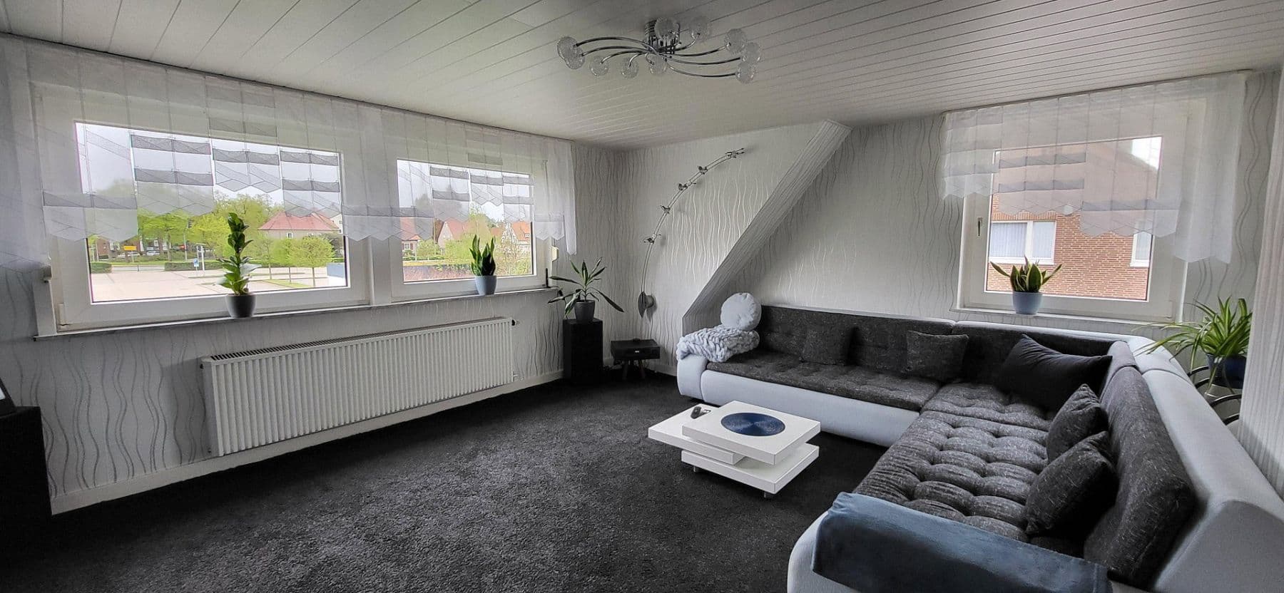 Prodej domu 165 m², pozemek 769 m², Kattenhagen 8, Peine, Dolní Sasko Prodej domu 165 m², pozemek 769 m², Kattenhagen 8, Peine, Dolní Sasko